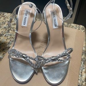 Steve Madden Bradshaw- Clear w rhinestone